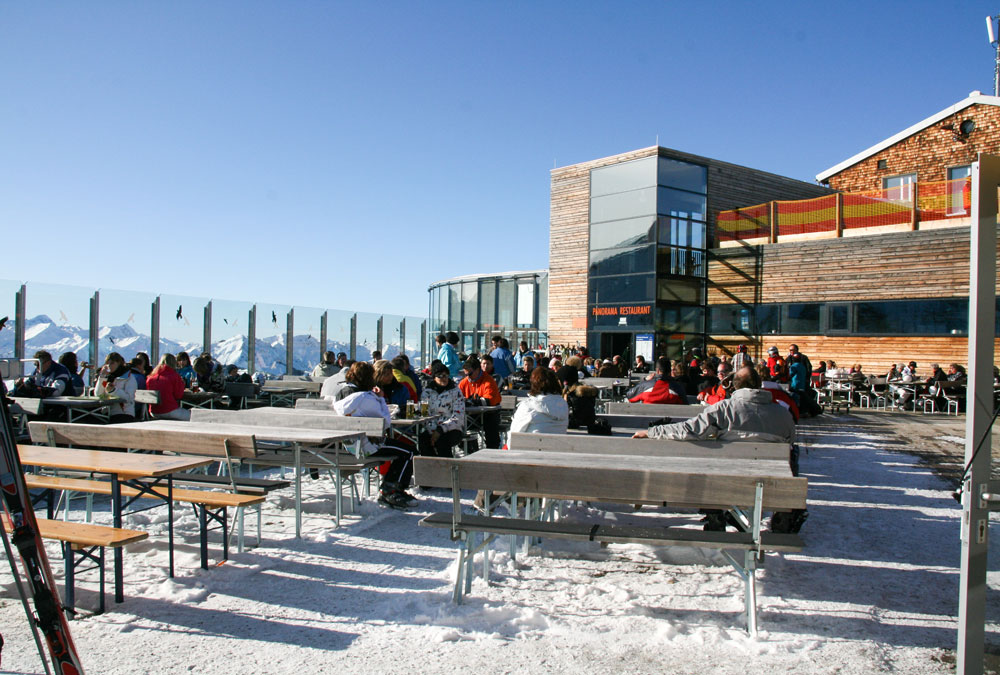 Appartement Kleinwalsertal Berg Eetgelegenheid 1000x675px